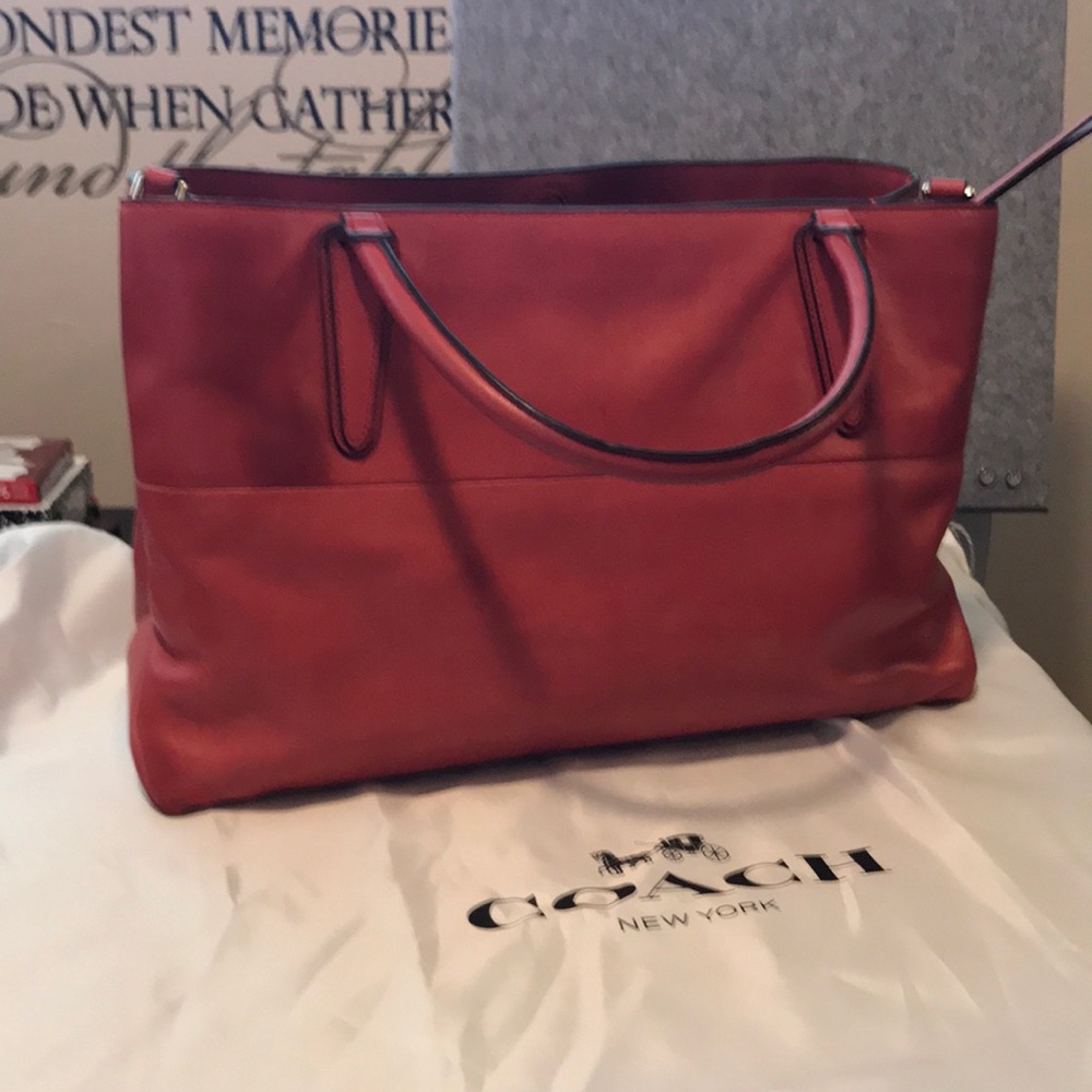Pink Coach Tote - Picture 4 of 8